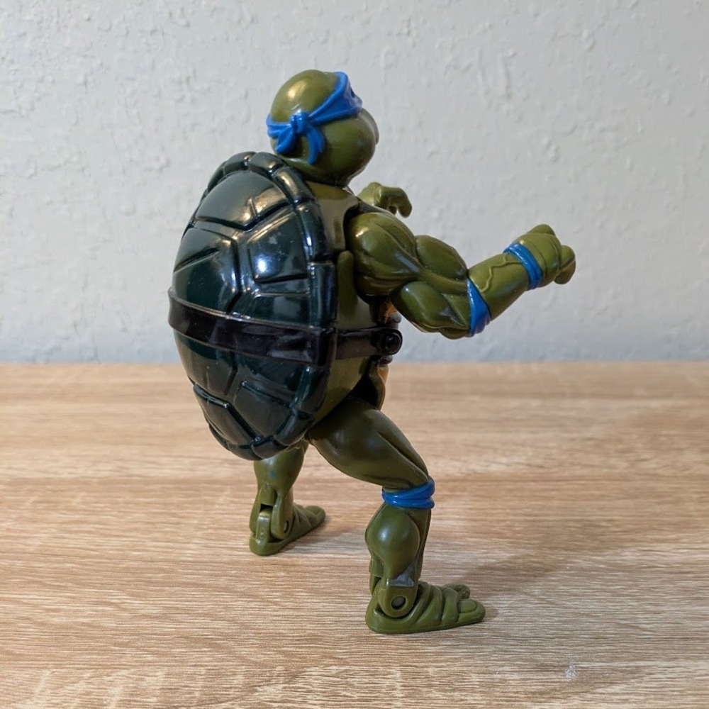 Vintage 1992 TMNT Mutatin Leonardo Action Figure‎ Playmates Toys Transforming - Picture 4 of 8